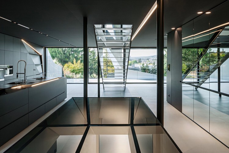 futurismus interieur design moderne küche schwarz reflektierende oberfläche