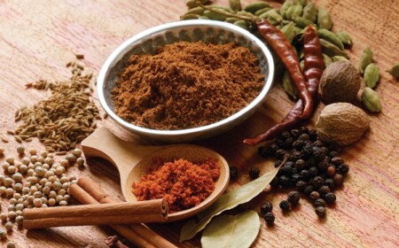 garam masala zimt muskat kurkuma indische gewürze