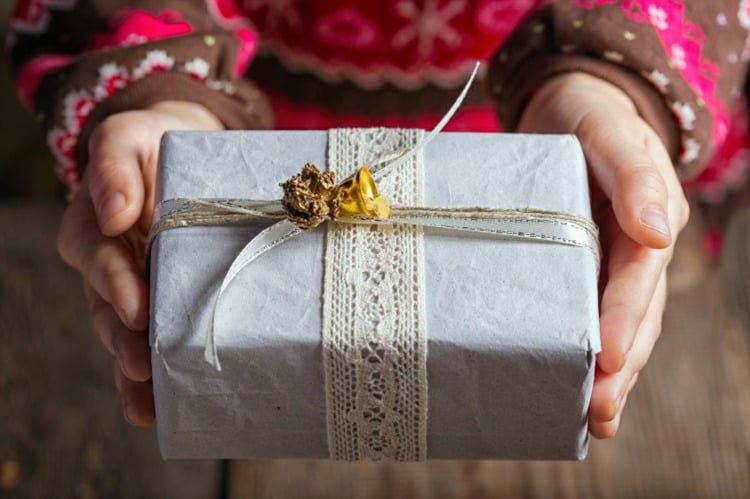 weihnachtsgeschenke basteln mit kindern weihnachten verpackung eltern großeltern