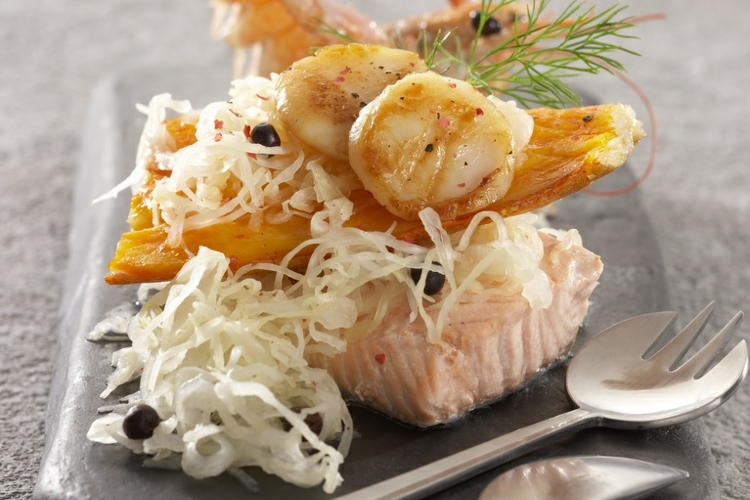 Choucroute Rezeptideen: leckere Varianten der Elsässer Sauerkrautplatte Choucroute Rezeptideen: leckere Varianten der Elsässer Sauerkrautplatte