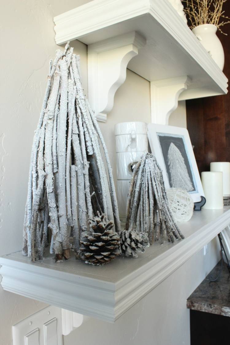 weihnachtsdeko tannenbaum gefroren stöcken