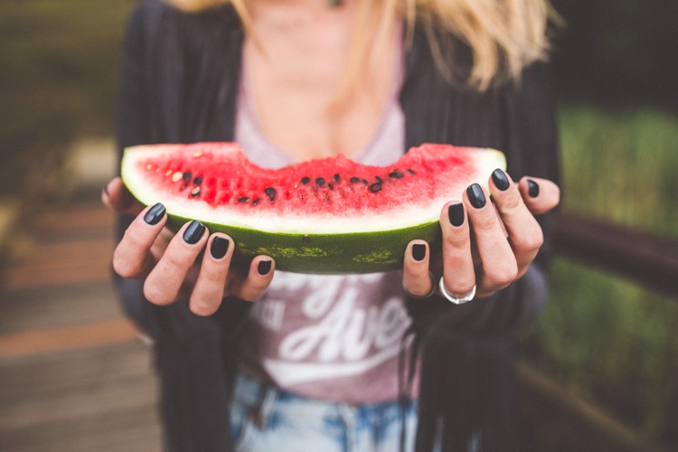 Wassermelone kalorienarm diät aufnehmen