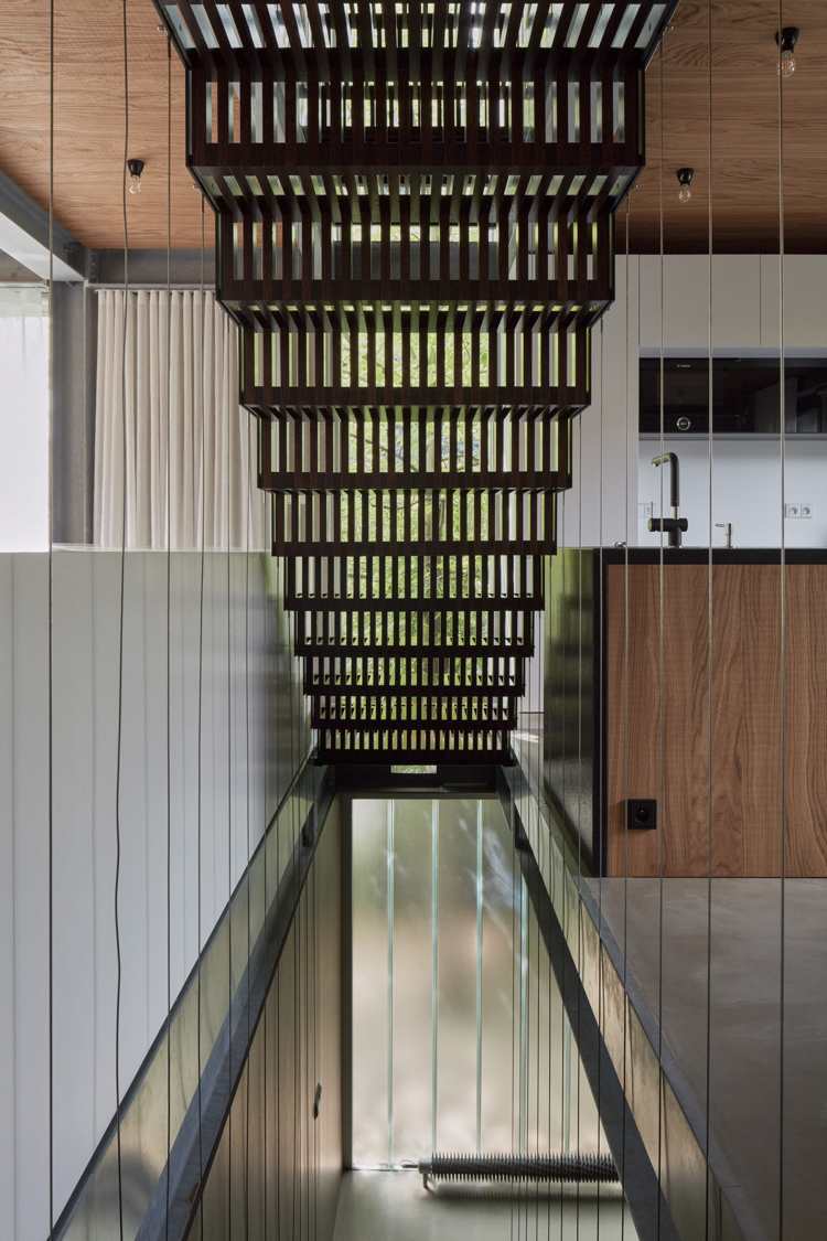 minimalistische einrichtung beton holz stahl glas flur modern
