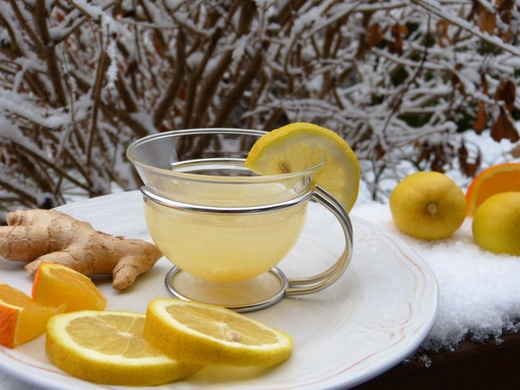 Ingwer Tee Zitrone Winter gegen Erkältung Bronchitis