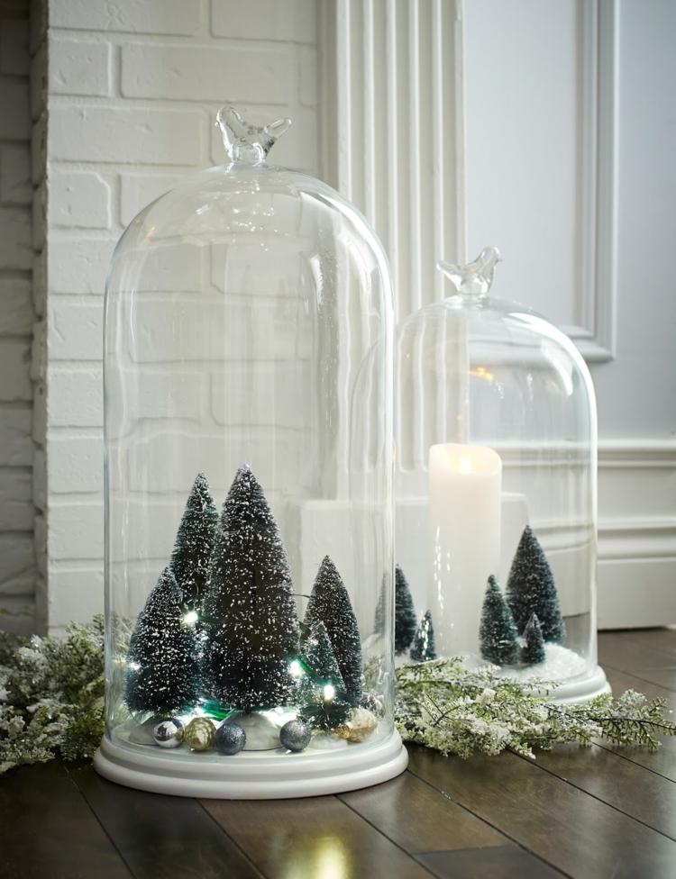 glocke aus glas weihnachtlich dekorieren tannenbäumchen