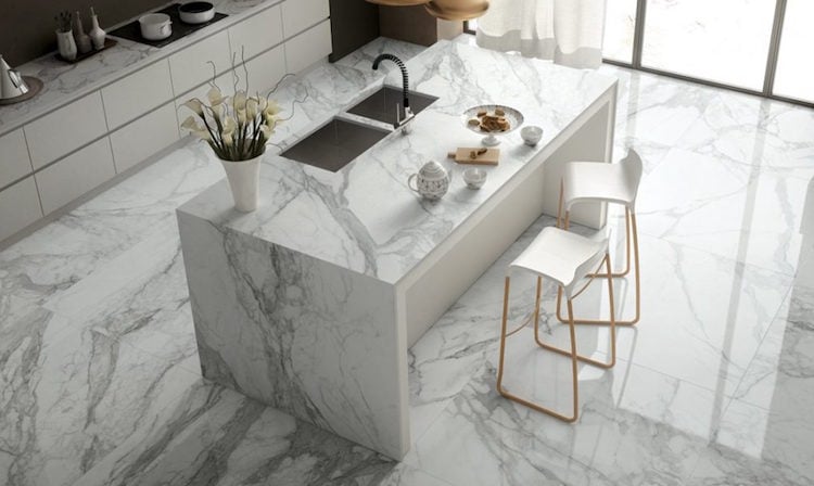 marmor reinigen pflegen küche modern minimalistisch boden kücheninsel