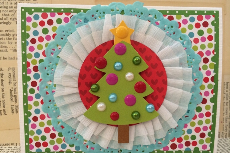 weihnachtskarte mit perlen papier muffinförmchen tannenbaum