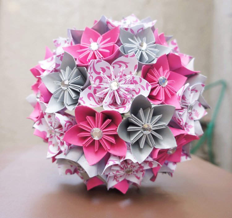 Kusudama Blütenball Origami Pink Grau Strasssteine