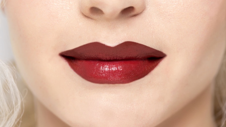 Marylin Monroe Look rote Lippen größer schminken