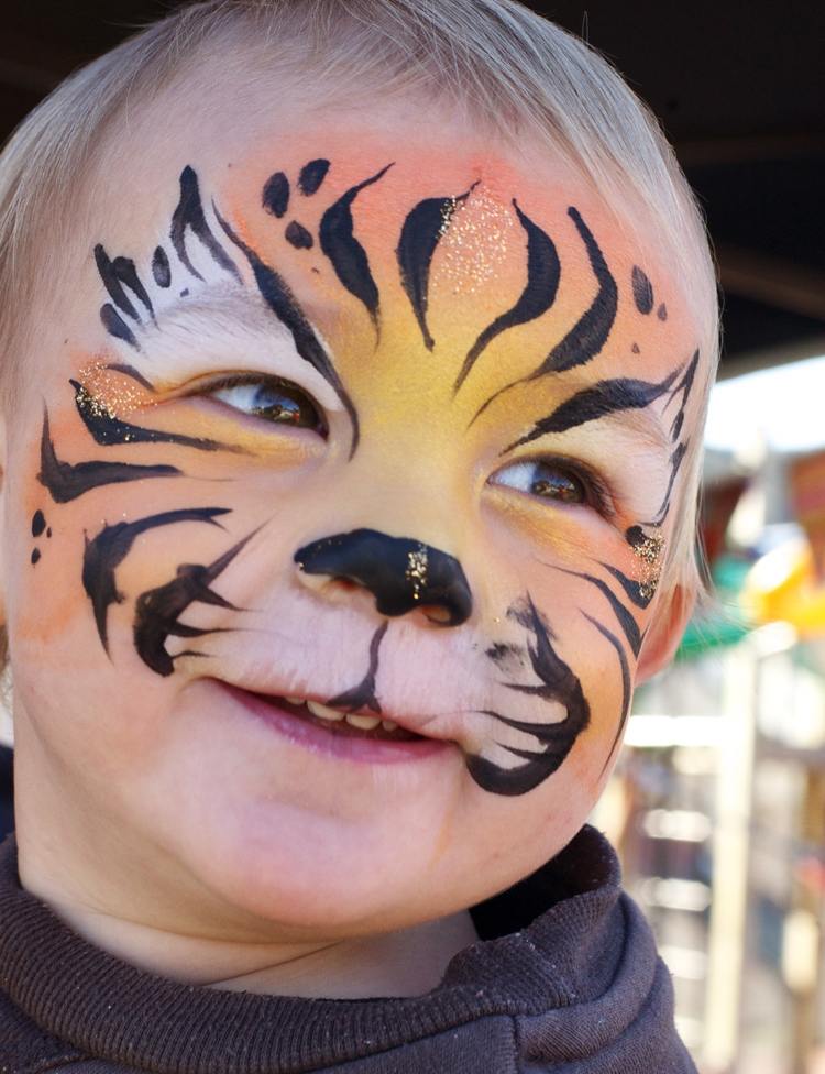 baby als Tiger Kinderschminken Fasching Karneval