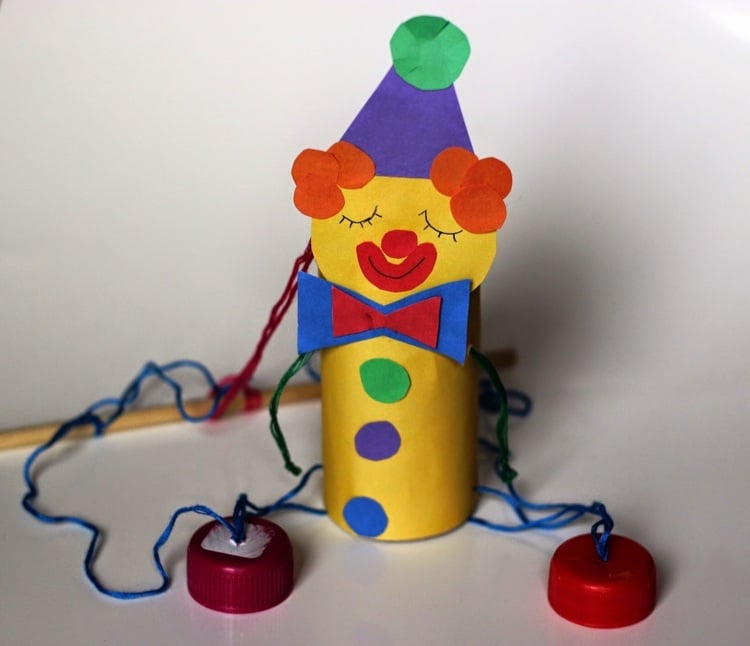 clown basteln aus klopapierrollen tonpapier Spielzeug