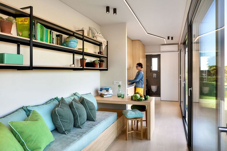 energieeffizientes containerhaus modernes innendesign organisch