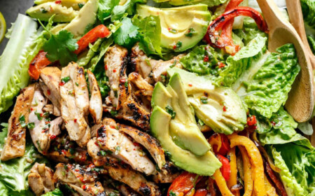 mexikanischer Salat Rezept Fajita Hähnchen Avocado