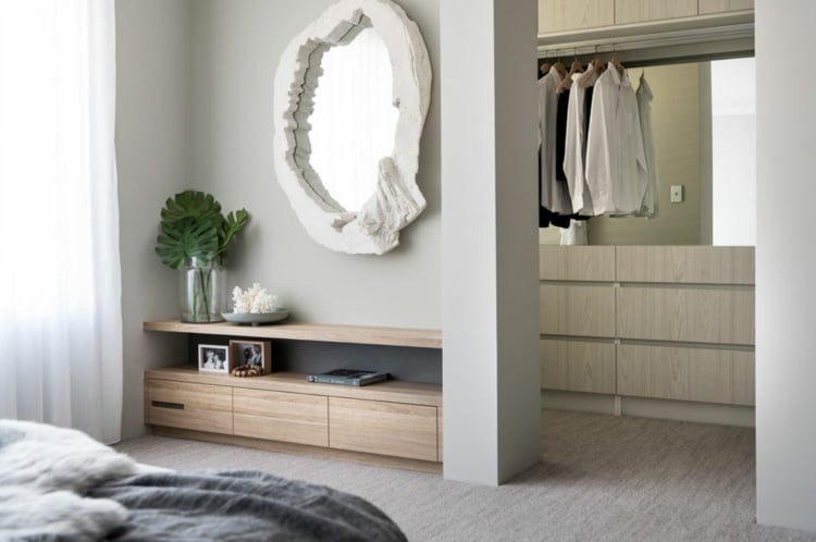 schlafzimmer begehbarer kleiderschrank bodenbelag farbe grau