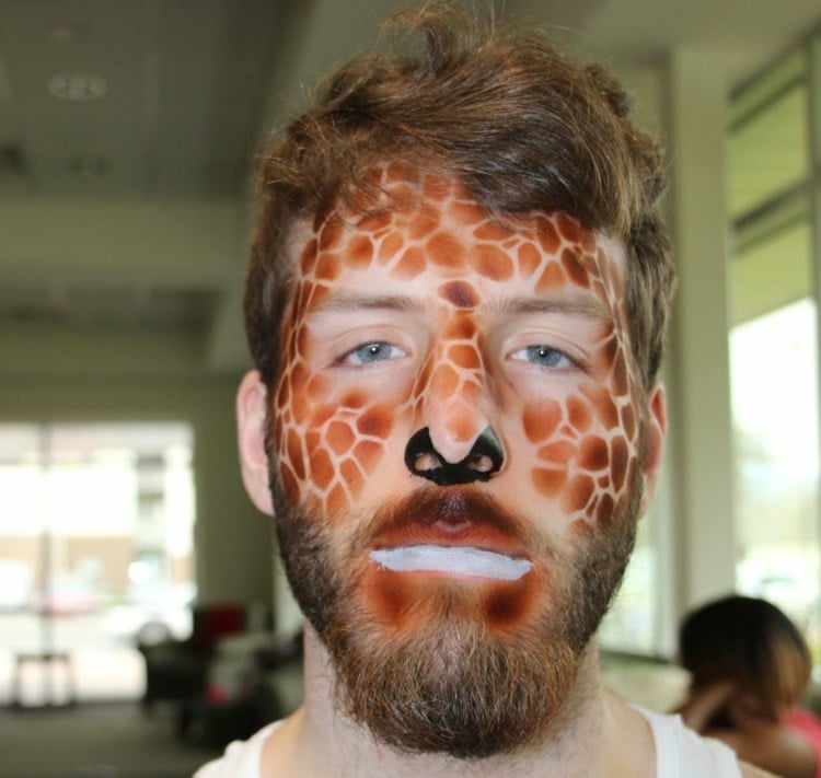 schminken giraffe mann erwachsene karneval schminke