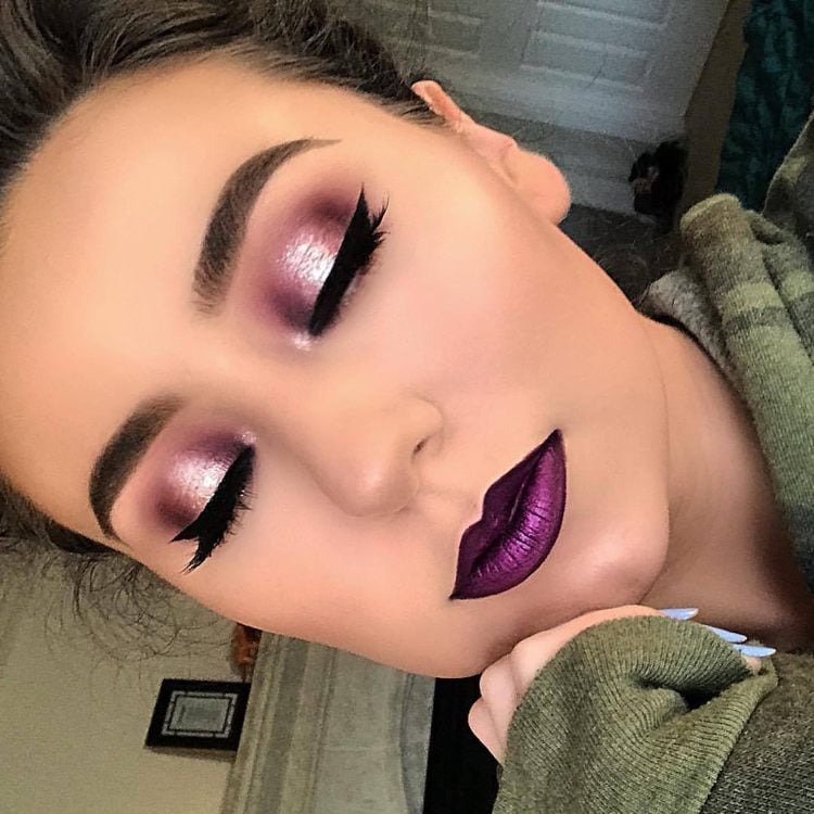 Metallic Lippenstift Violett Make-up Trends 2018