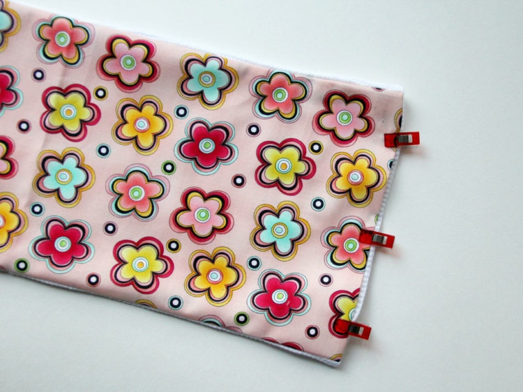 babysachen selber nähen ideen stoffrechtecke klammer