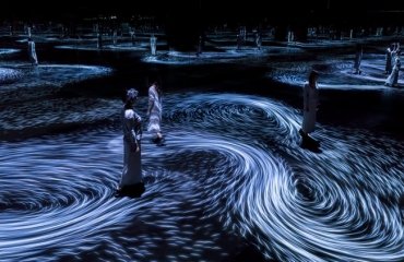 digitale kunst interaktive installation bewegende wasserwirbel