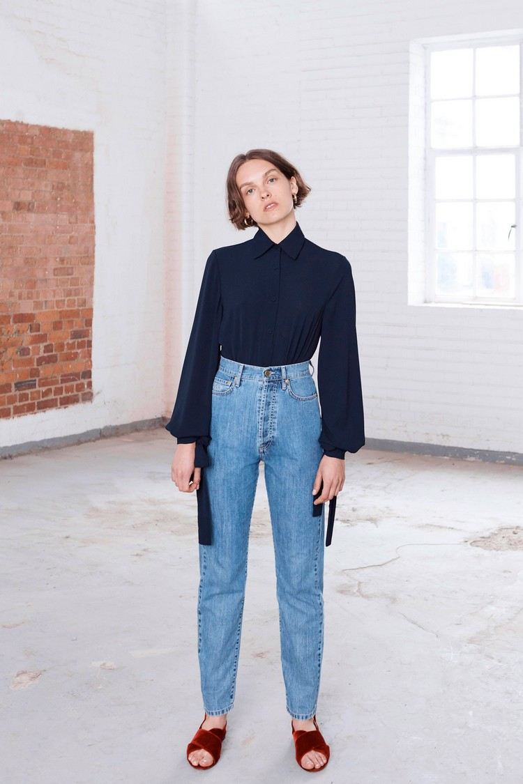 jeans trends 2018 mom jeans hohe taille hemd