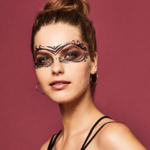 karneval maske schminken make-up spitze schwarz selber machen