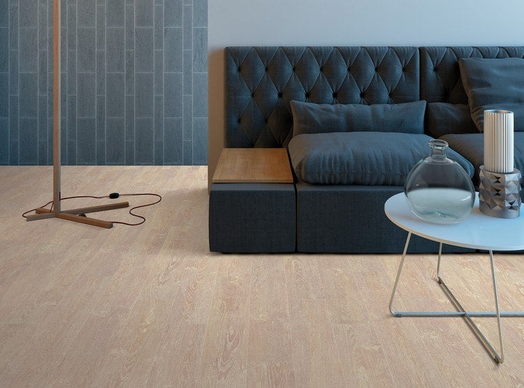 korkboden modern holzoptik wohnzimmer sofa beistelltisch