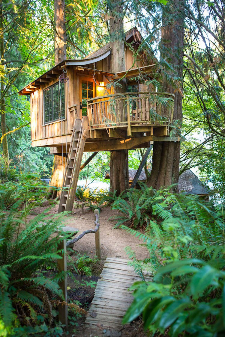 luxus baumhaus für kinder Holz Wald Beleuchtung