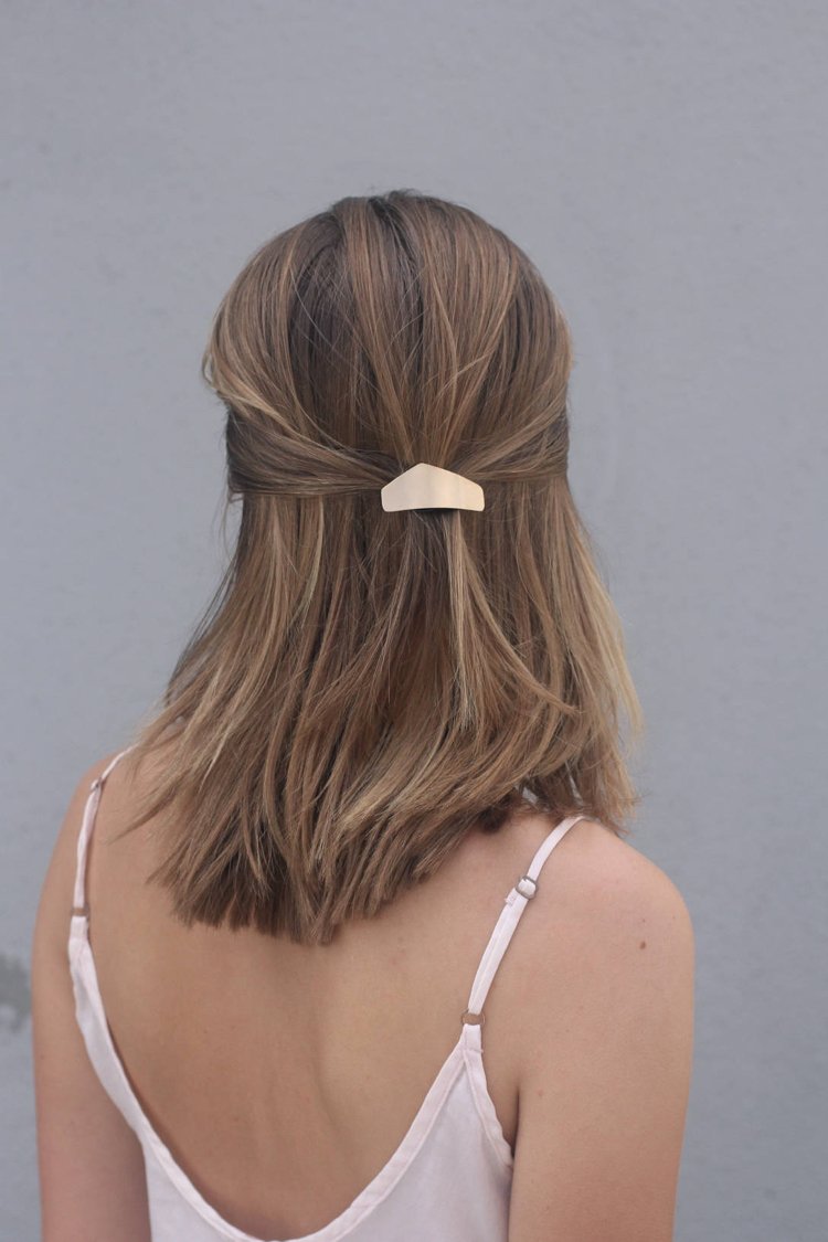 minimalistische Haarspange gold geometrisch dreieckig