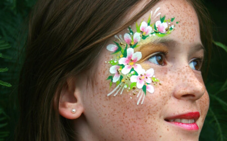 prinzessin schminken mädchen blüten blumen zart gold schimmer