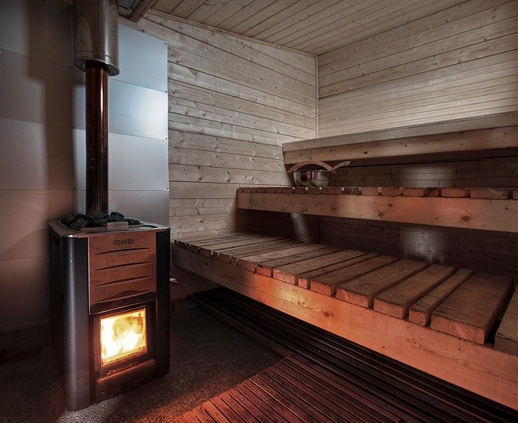 kleine sauna im wasser norwegen resort fordypningsrommet