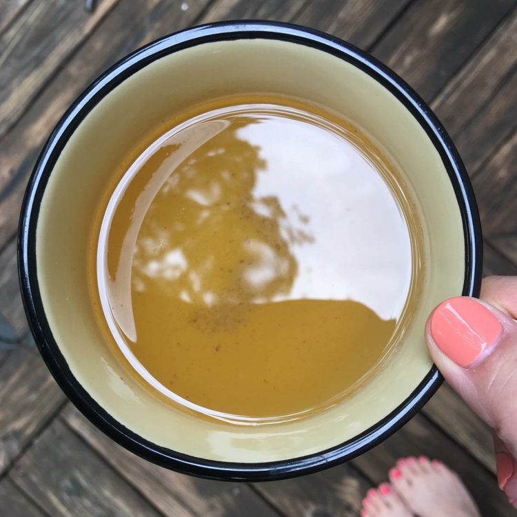 knochenbrühe statt kaffee getränk heilmittel