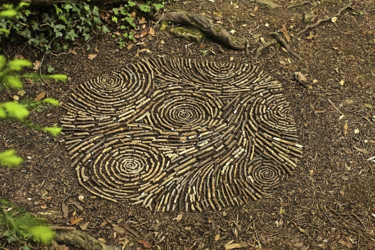 kunstwerk mandala natur muster spiralen
