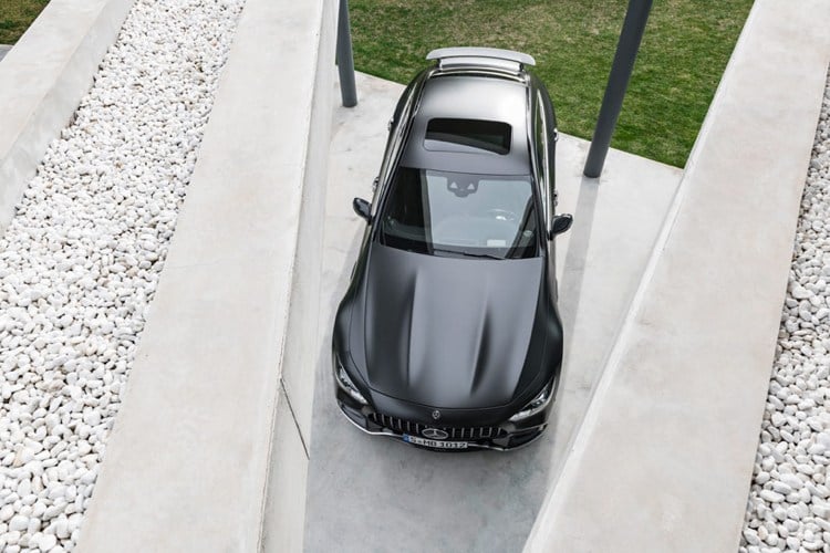 mercedes amg gt 4-türer coupe sportlimousine familienauto groß sicht oben