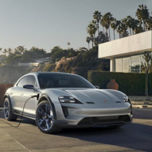 porsche elektroauto mission e batterie laden sportwagen