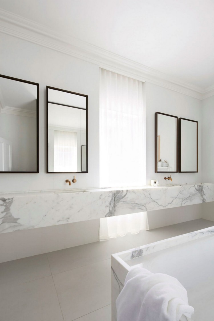 Badezimmer Design minimalistisch weißer Marmor