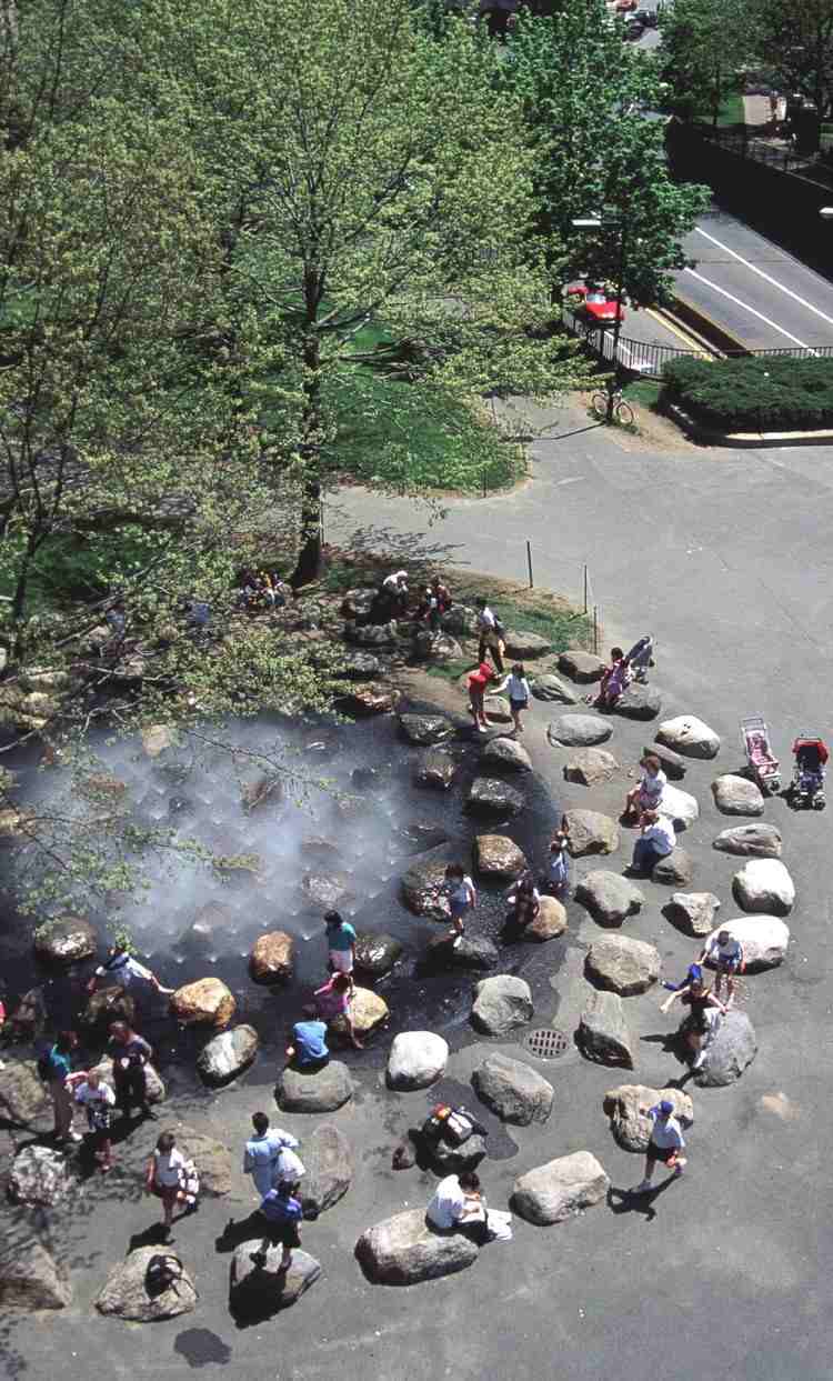 der Tanner Brunnen aus Steinen Universität Harvard Park