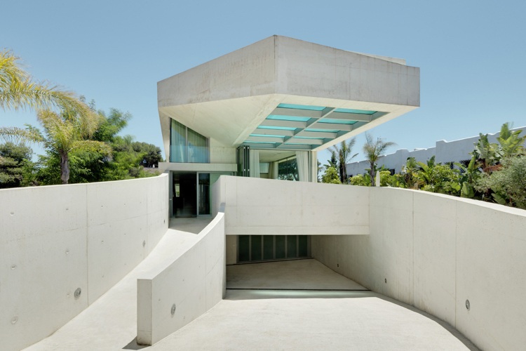 glas pool auf dach moderne Architektur Haus