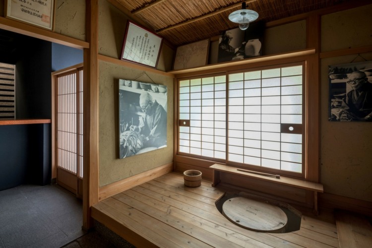 japanische keramik kondo museum renovierung holz bambus portraits