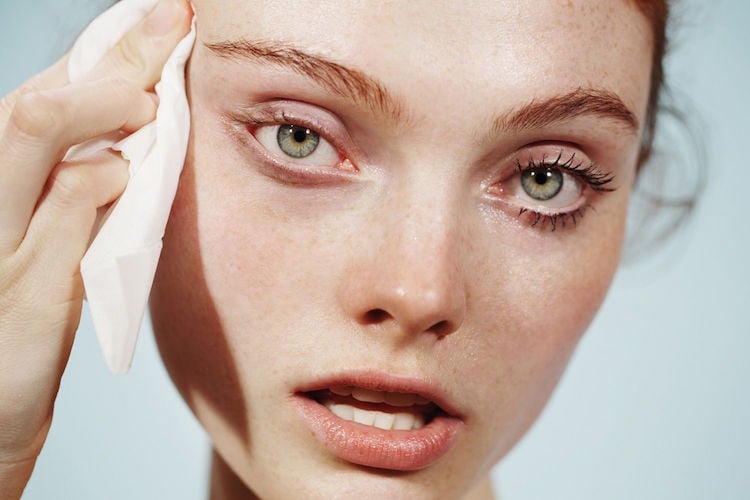 lange wimpern trend schönheit abschminken make-up entfernen