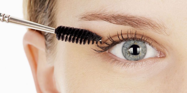 lange wimpern trend schönheit beauty tipps tricks make-up