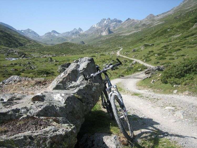 mountainbike strecken fahrradweg radwandern aussicht route fahrradstrecke