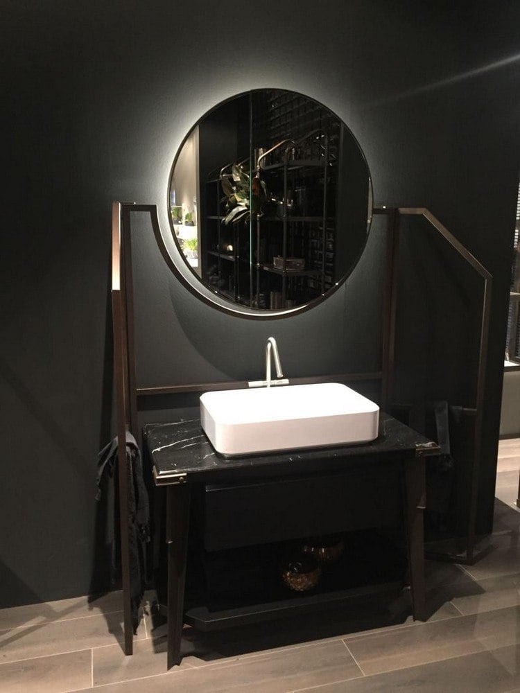 schwarzes Bad Marmor Waschtisch weißes Waschbecken runder Spiegel