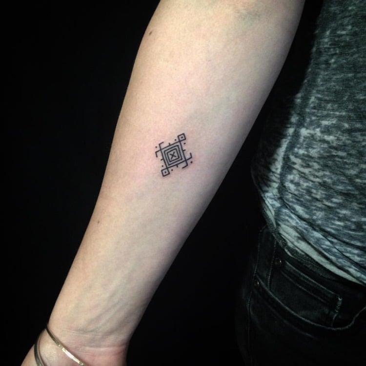 Symbol Tattoo geometrisch Azteken Arm Innenseite