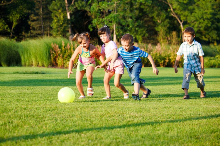 Entdecken Sie viele tolle Outdoor Aktivitäten mit Kindern