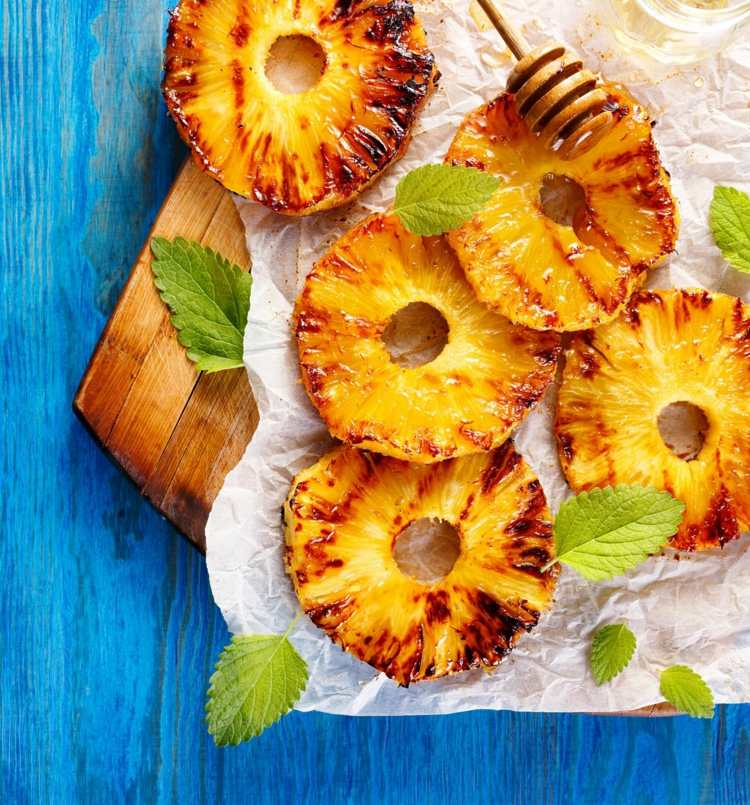 Ananas grillen - 5 köstliche Rezepte für Ihre nächste Gartenparty