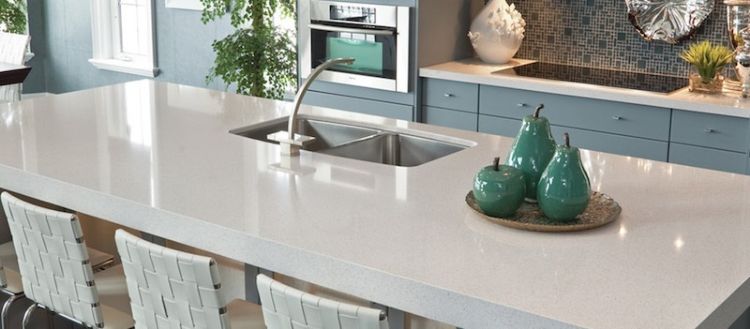 arbeitsplatten für die küche passende naturstein materialien wählen ideen ratgeber tipps granit weiß