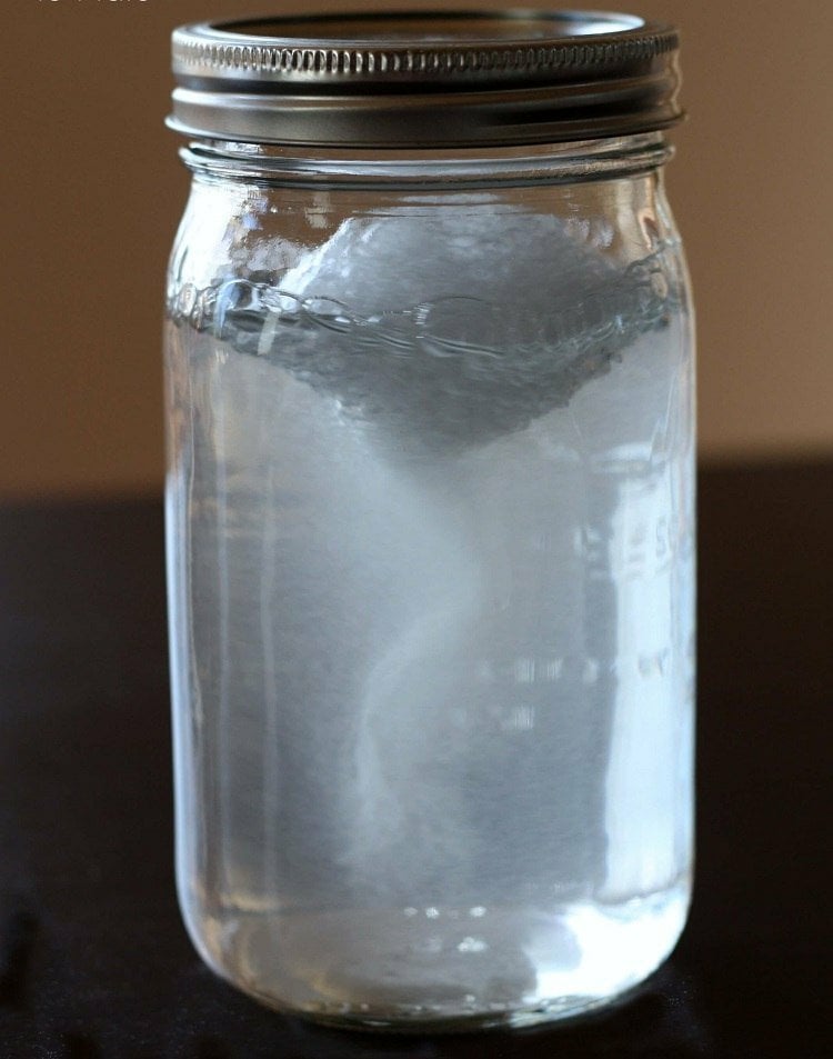 coole experimente für zuhause für kinder wasser tornado im glas