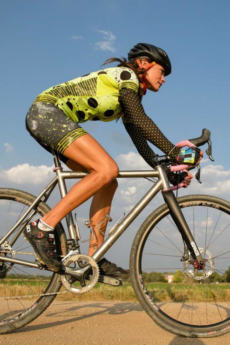 designer fahrradbekleidung damen neon farben grün