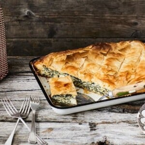 griechische rezepte selbst zubereiten einfach lecker traditionell spinat gefüllter kuchen spanakopita