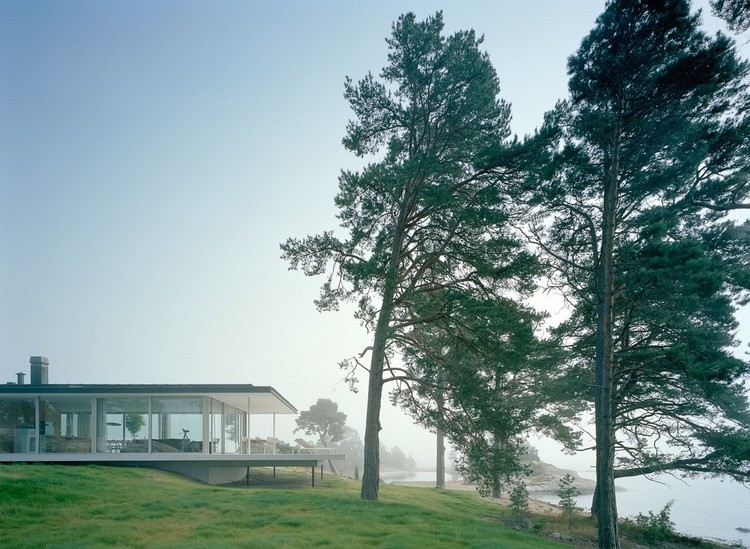 moderne minimalistische villa glasfassade