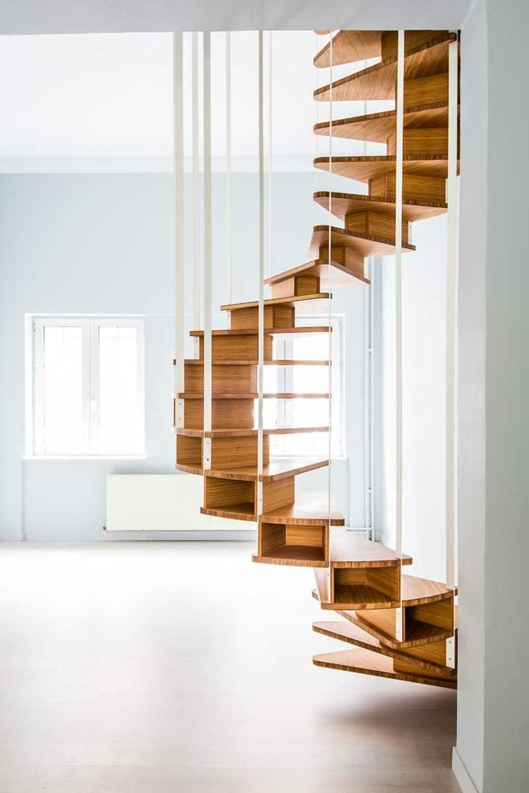 moderne wohnung minimalistisches design wendeltreppe schmal platzsparrend
